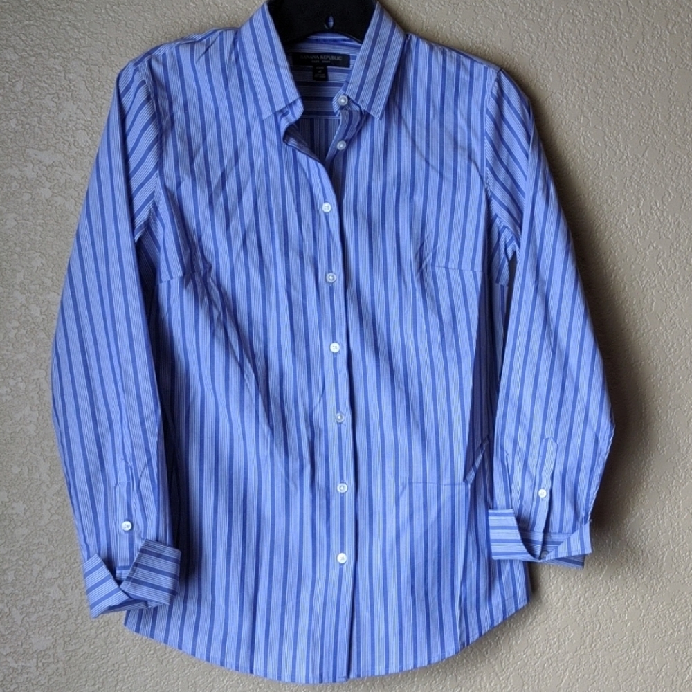 Banana Republic Riley Long Sleeve NWOT SZ 4P